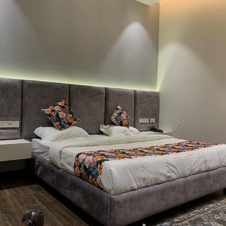 Shāhpur Hotel Alpine Plaza المظهر الخارجي الصورة