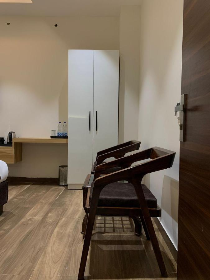 Shāhpur Hotel Alpine Plaza المظهر الخارجي الصورة