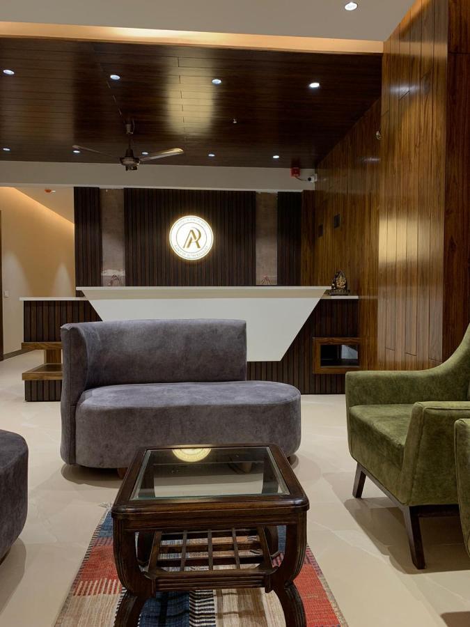 Shāhpur Hotel Alpine Plaza المظهر الخارجي الصورة